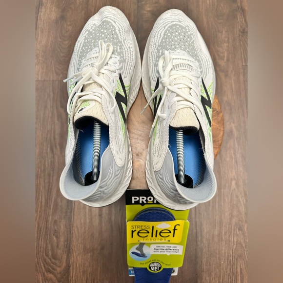 New Balance Men’s Fresh Foam 1080 Running Shoe W/ New Insoles, Size 12 - Picture 10 of 12